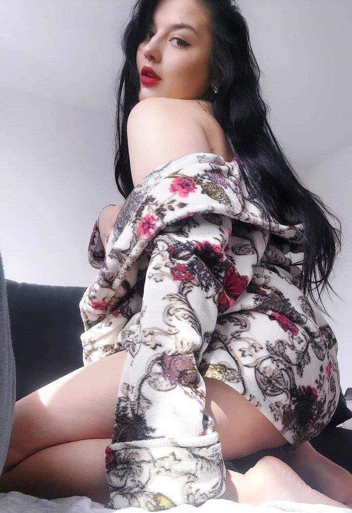 vanessa_miller13