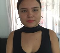 monitalove_cam's Offline Chat Room
