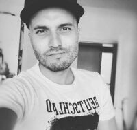 Secretcheating Adlı Modelin Çevrimdışı Sohbet Odası