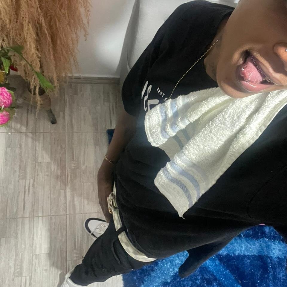 Live sex webcam photo for thegloryus_ebony #283935987