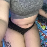 LaniGoesWild's Offline Chat Room