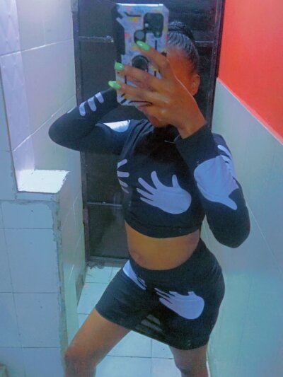 Browny_petite