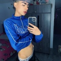 maverickhotson303av's webcam live show