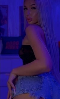 ArianaXO