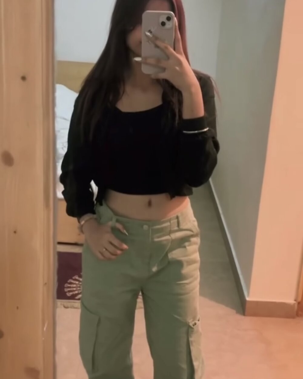 Aditi007n Offline XXX chat