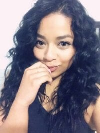 Dalilass_25's Offline Chat Room