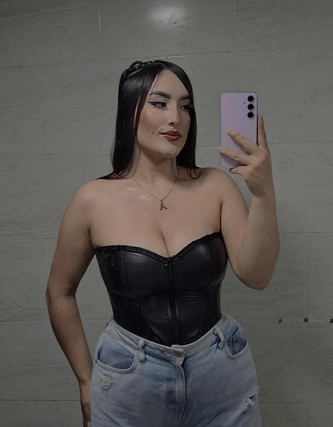 Sarita_Hornny