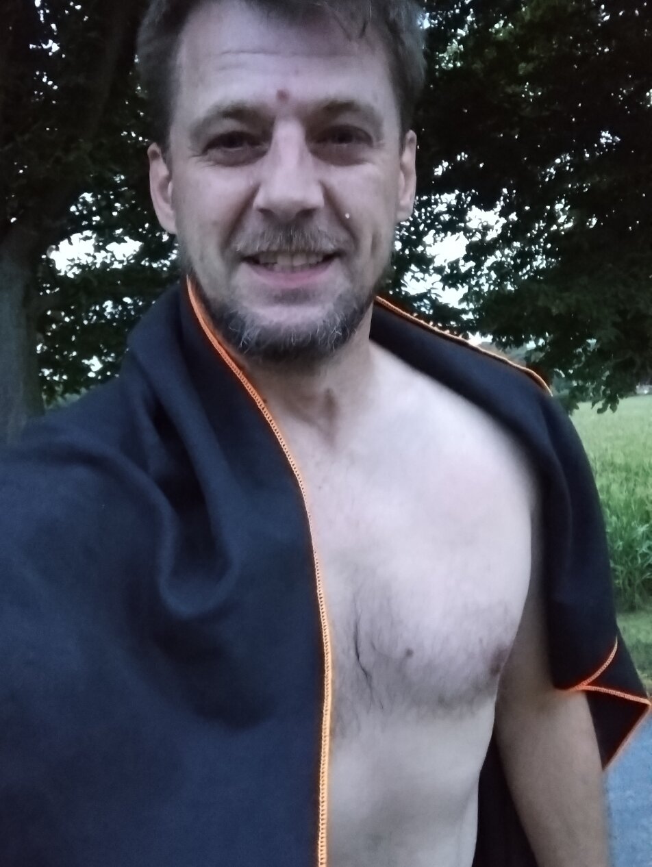 bullishgreenJan's Offline XXX Chat