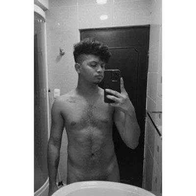 Leonard_salazar - Stripchat Boy 