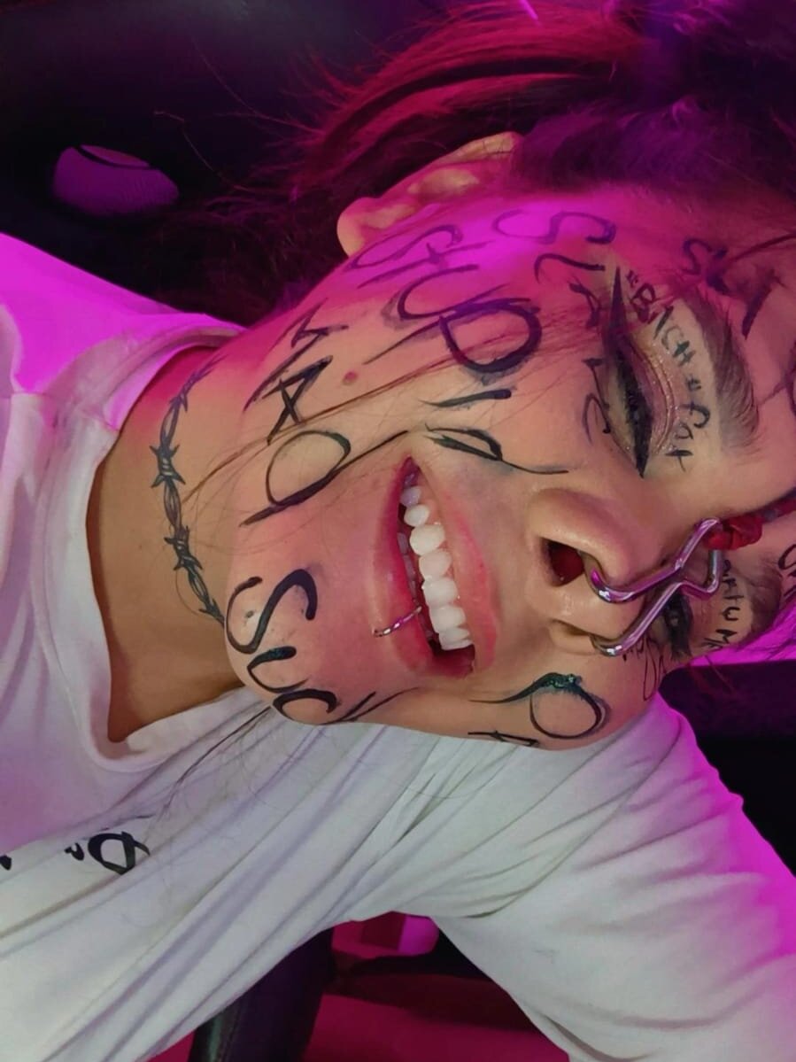 Live sex webcam photo for Laura_takint #289971735