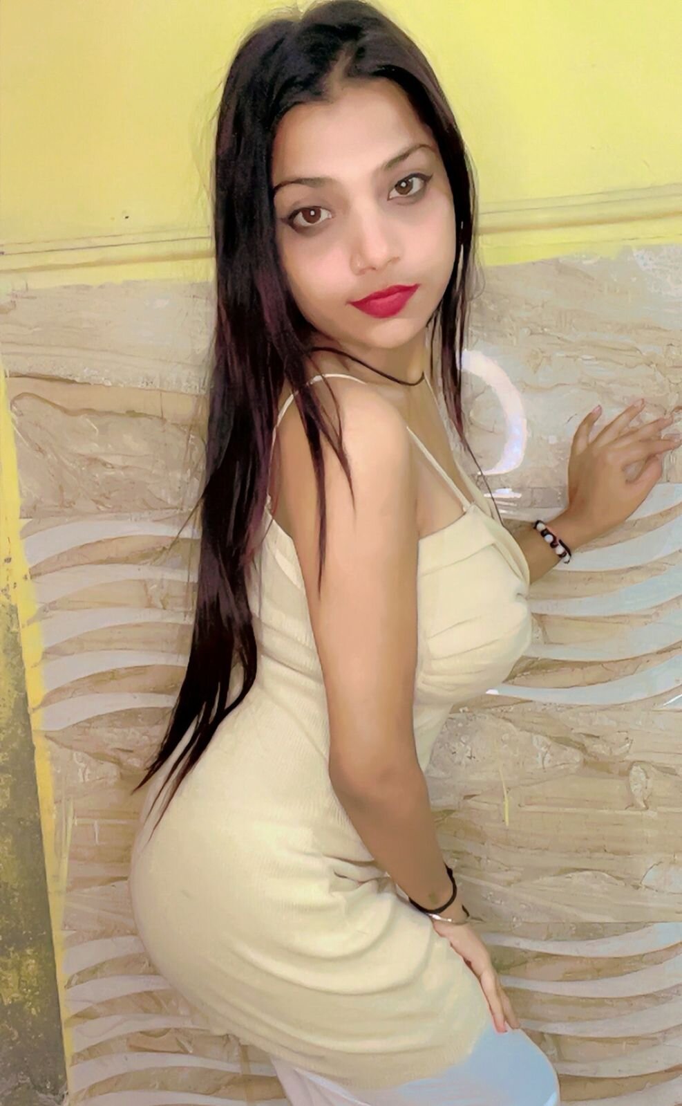 Luxury_Alexa697