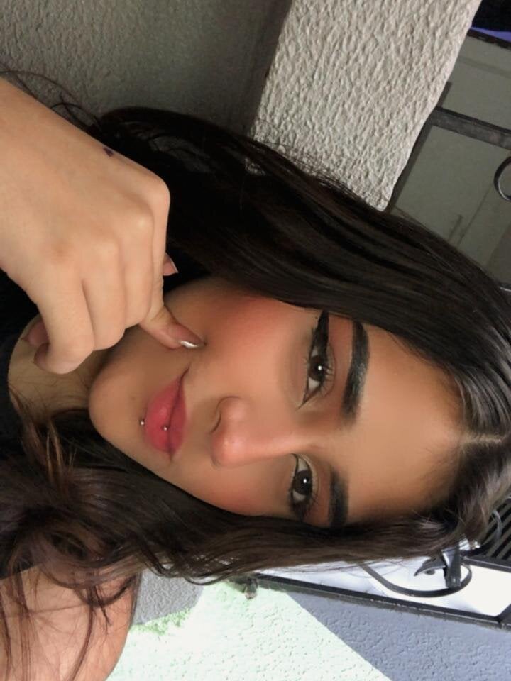 Karol_Yessenia