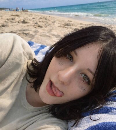 MeganLexx Live Cam on StripChat