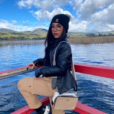 UnfixableGirl Avatar