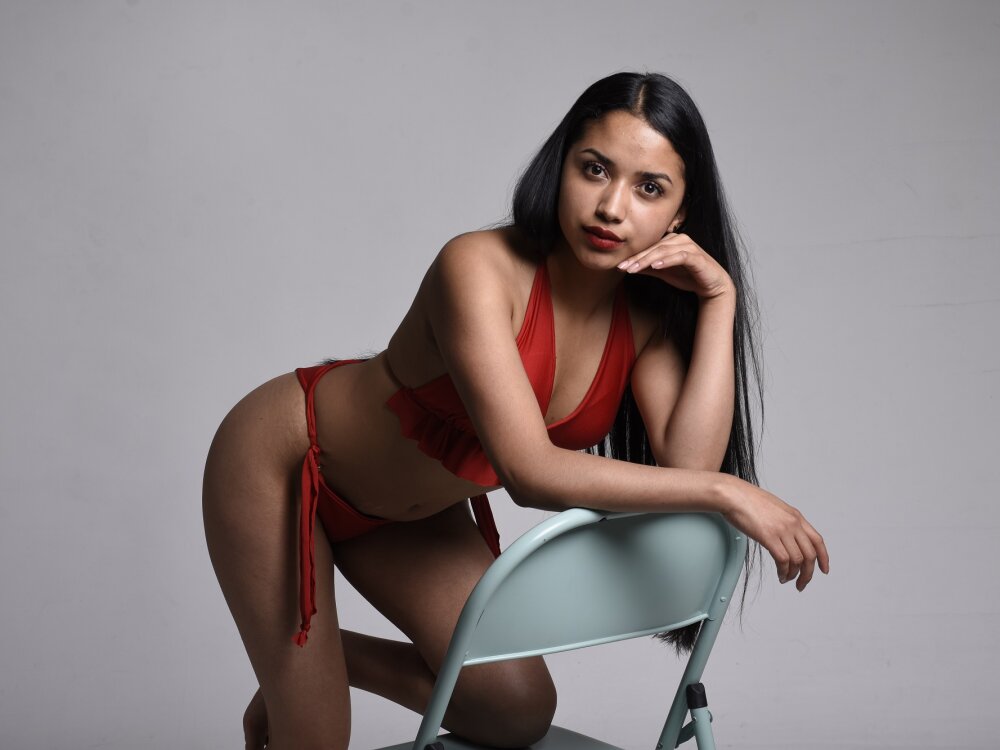 natasha_bianchi 🤖 live online cam