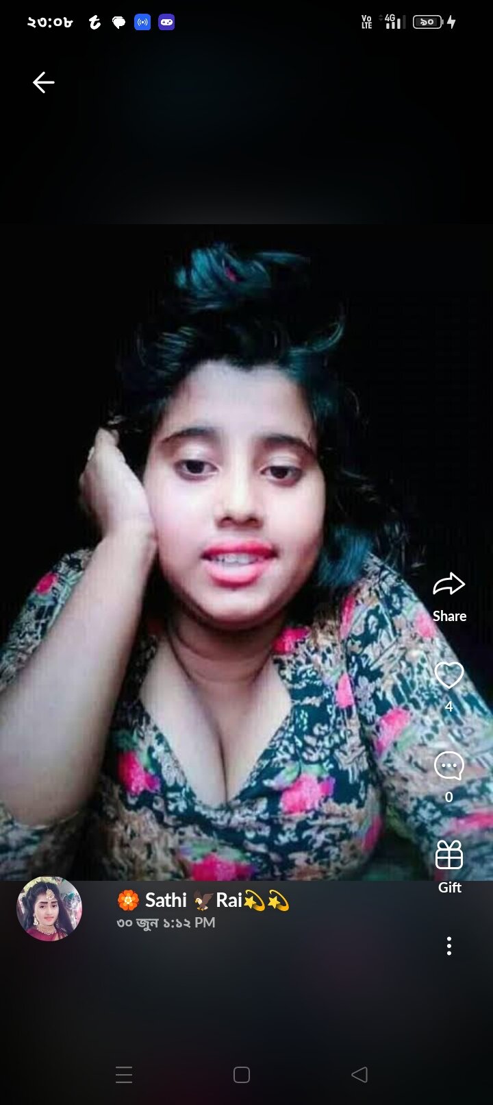 Hot-kaviya