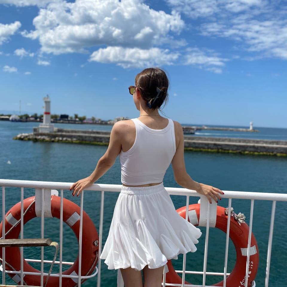 SunnBluett profile