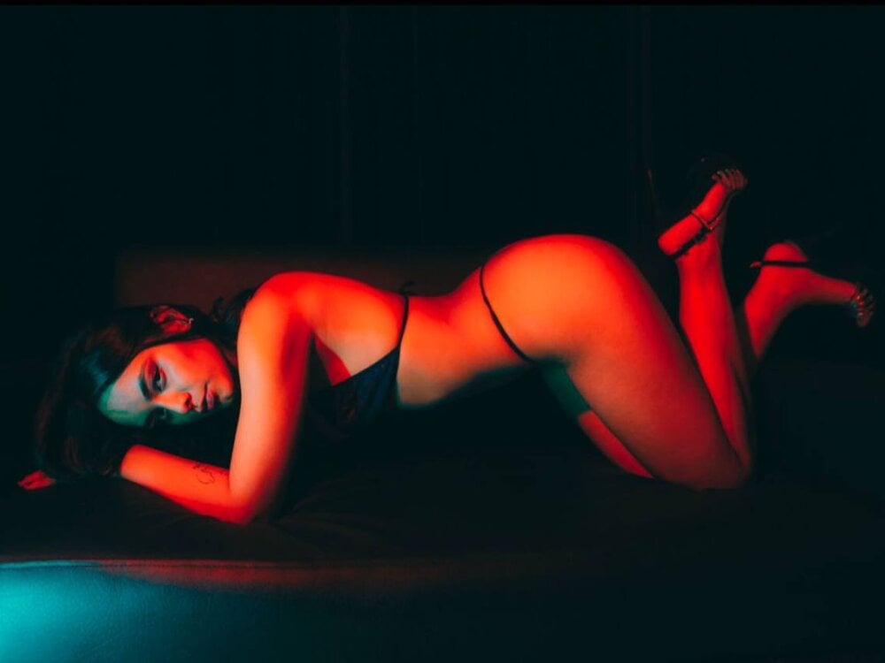 xxx-topcamgirls.com iam_katherine livesex profile in in-the-depths-of-your-most-delicious-desires cams