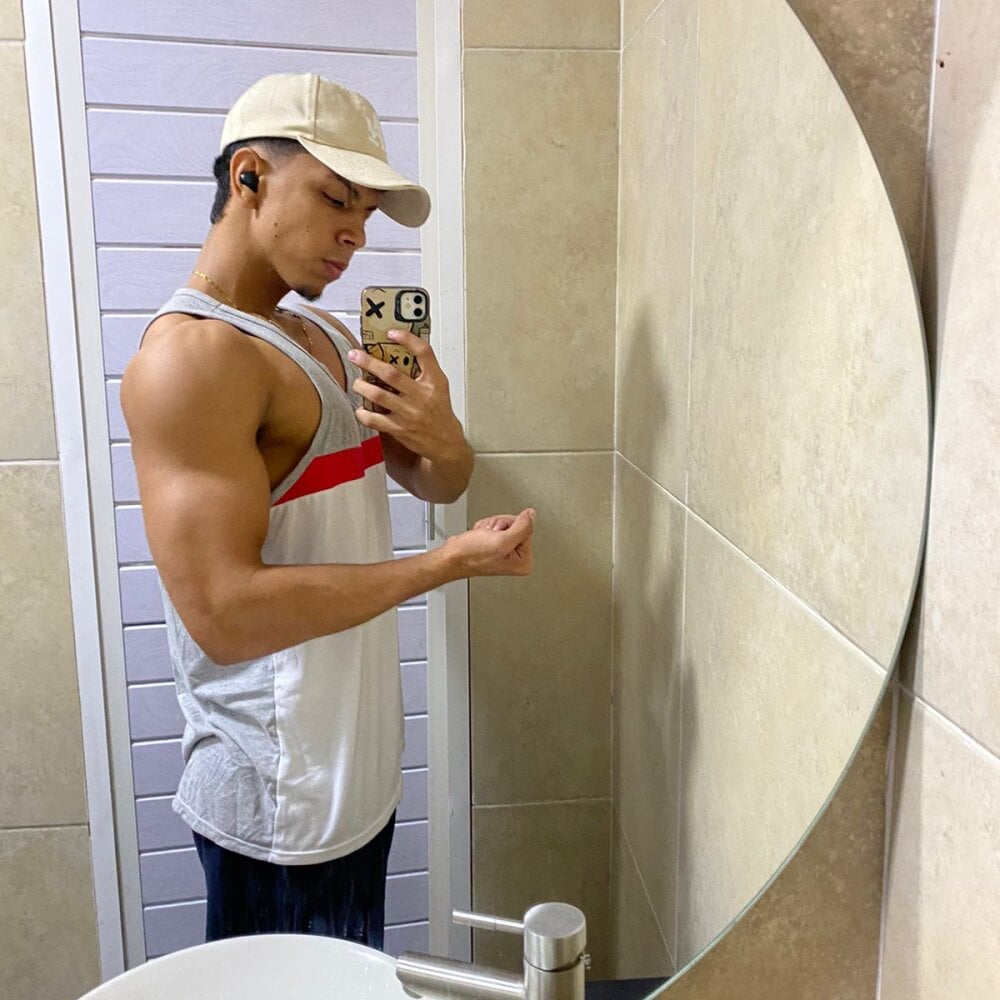 Clark_hot18cm