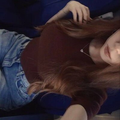 CarlaSpiva Live Cam on StripChat