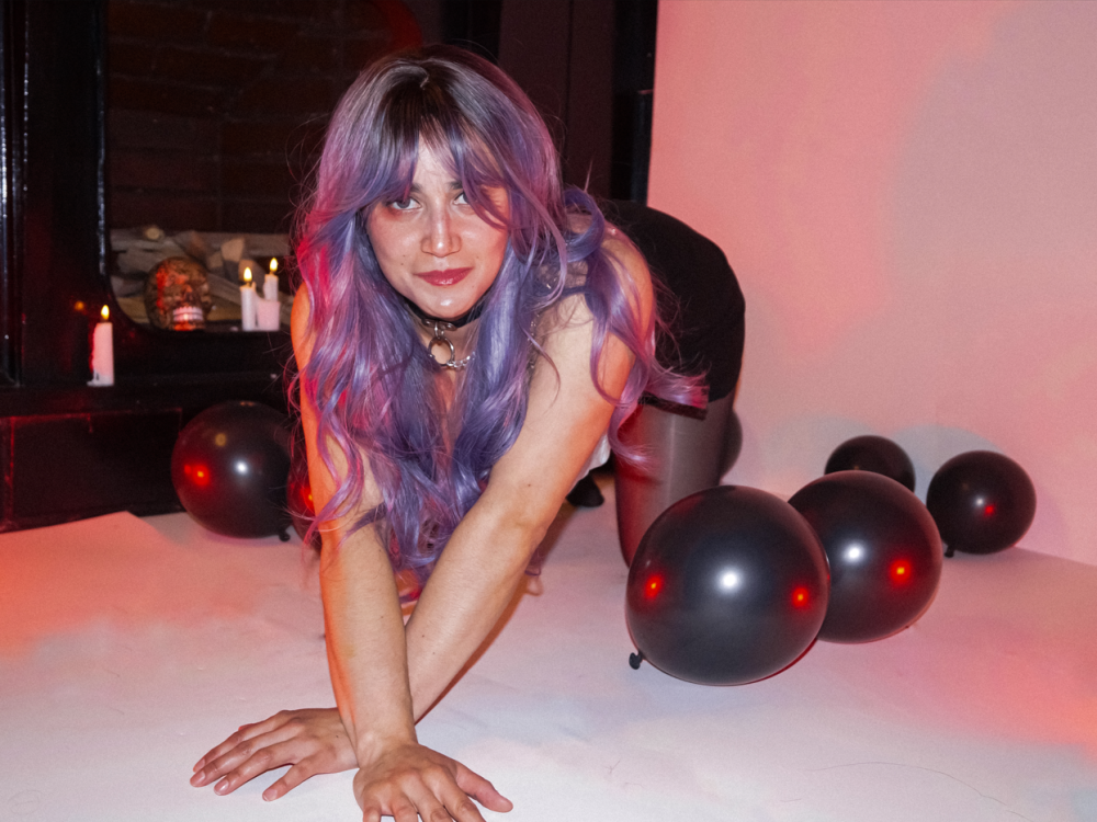 iluvcams.com elowen_halley1 livesex profile in granny cams