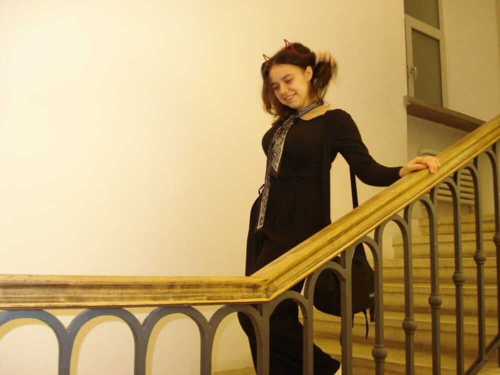 Офлайн-чат XXX MarenRotton