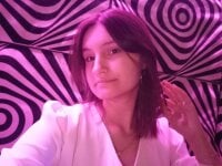MiaMarkussen's Offline Chat Room