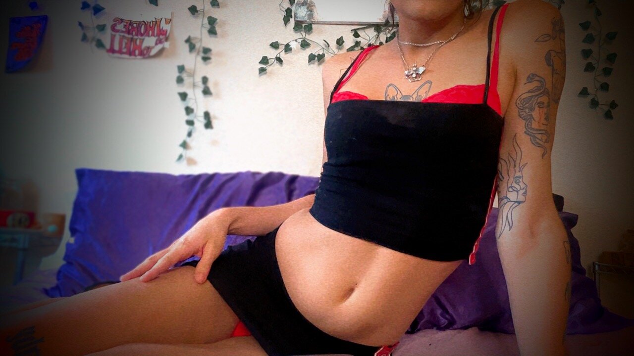 HottieFrmHell97