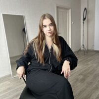 LeonaLevis' Offline Chat Room