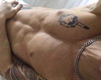 PleadingSkinny's Offline XXX Chat