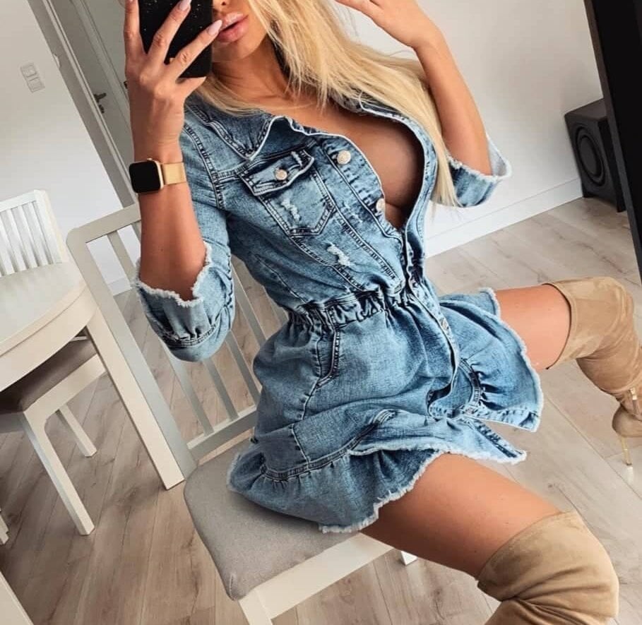 xoCaroxQueenxo profile