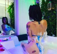 Candy_Cherries' Offline XXX Chat