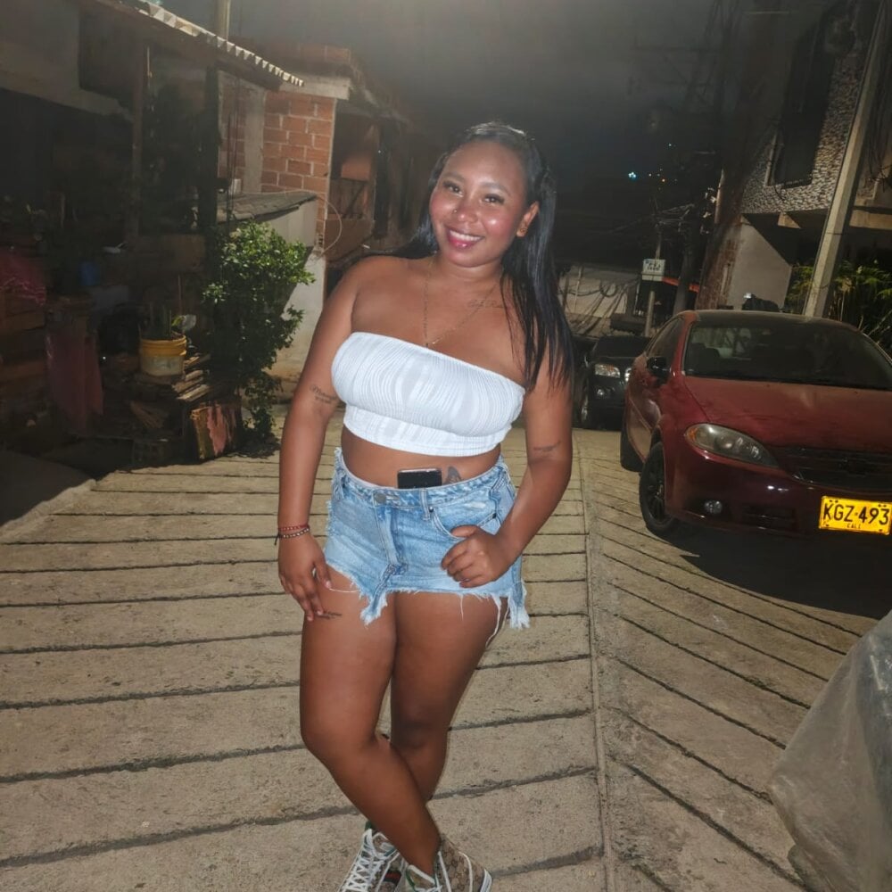 MaraArias profile
