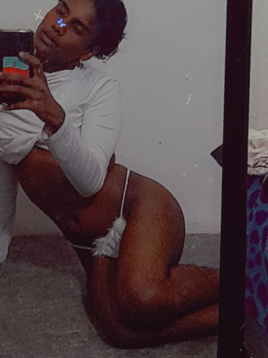 Bottom_queen profile