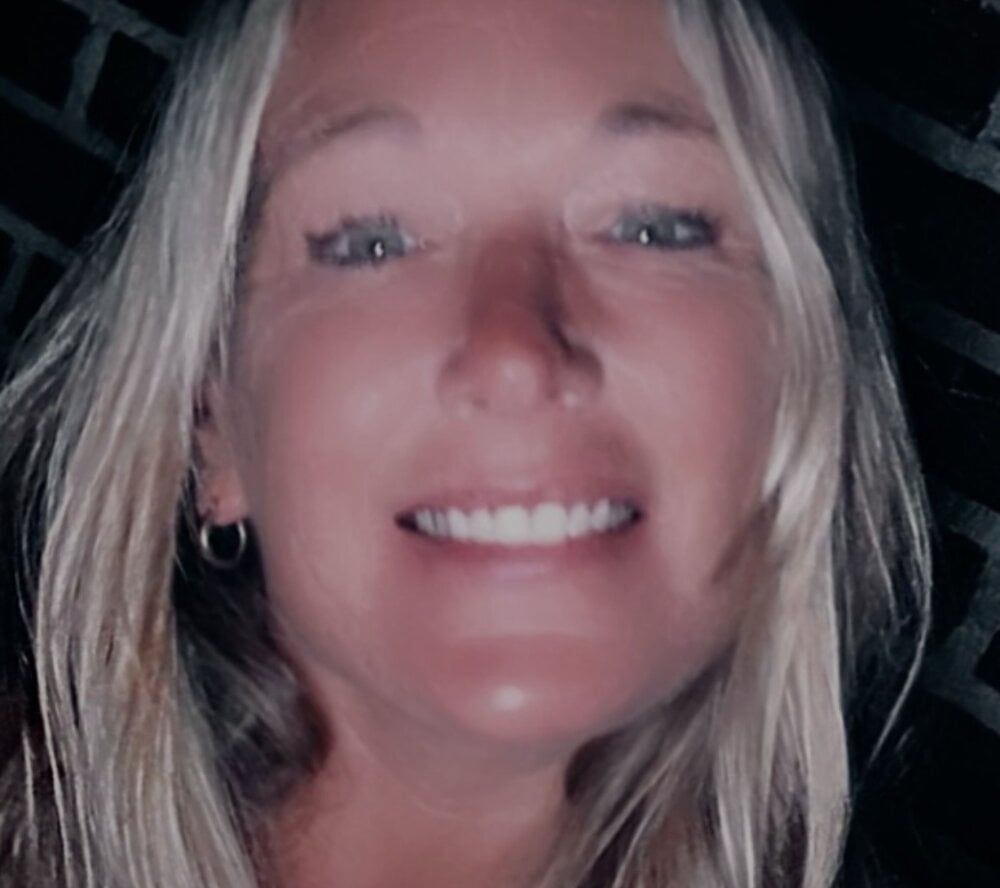 TimaMinaXoxo's Offline XXX Chat