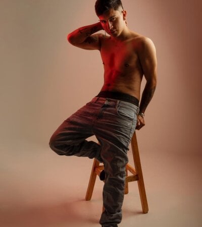 sebas__snow from stripchat