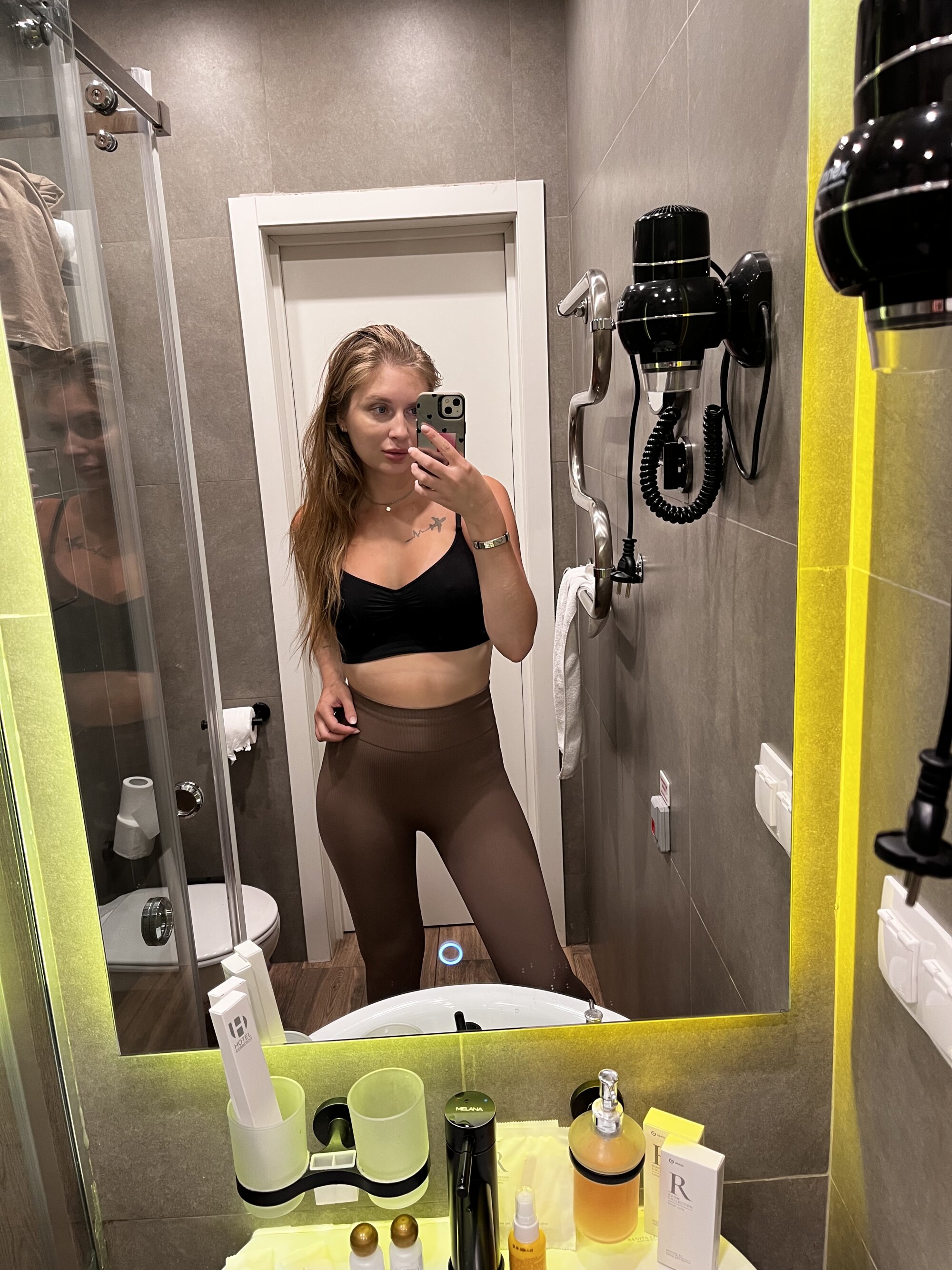 Elina1