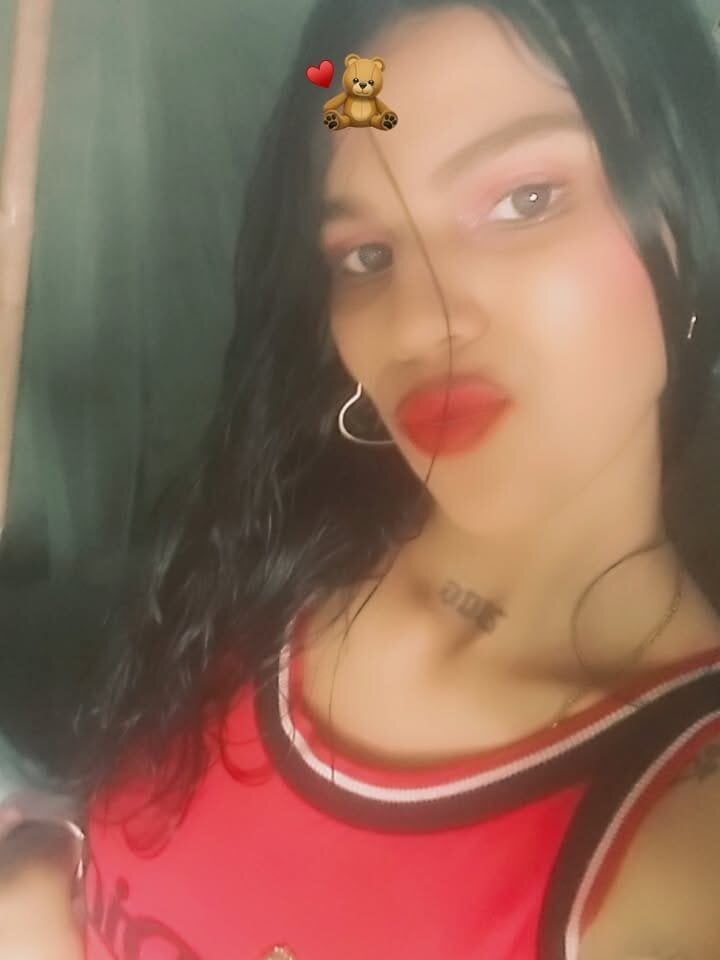 pornsexycams.com maddy_019 livesex profile in la cams