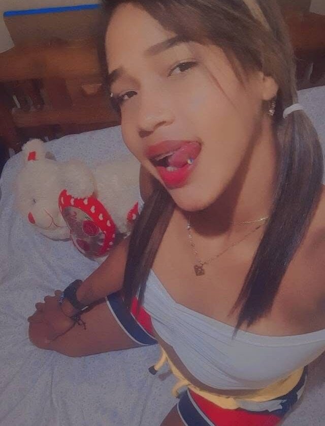 gaby_beba_'s Offline XXX Chat