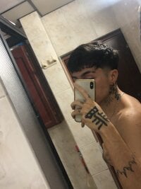 Ixxok17's webcam live show