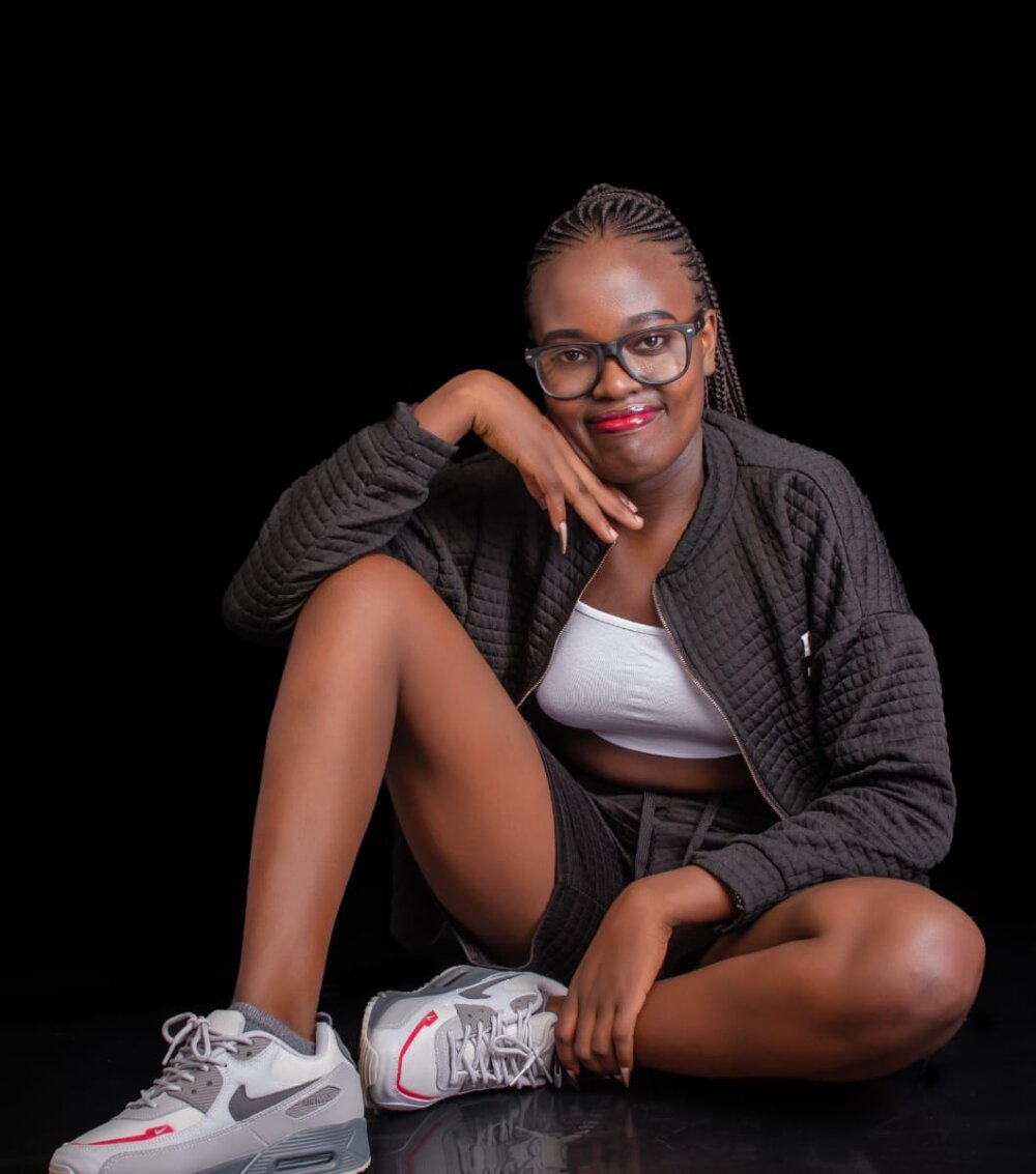 Live sex webcam photo for brown_bebes #289984881