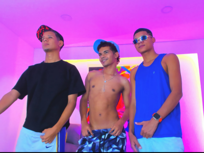 Hot_boys_couple