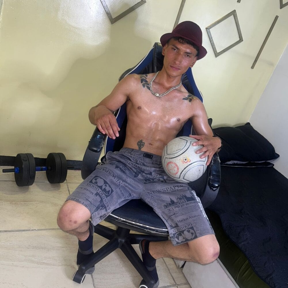 savagelover_ from stripchat