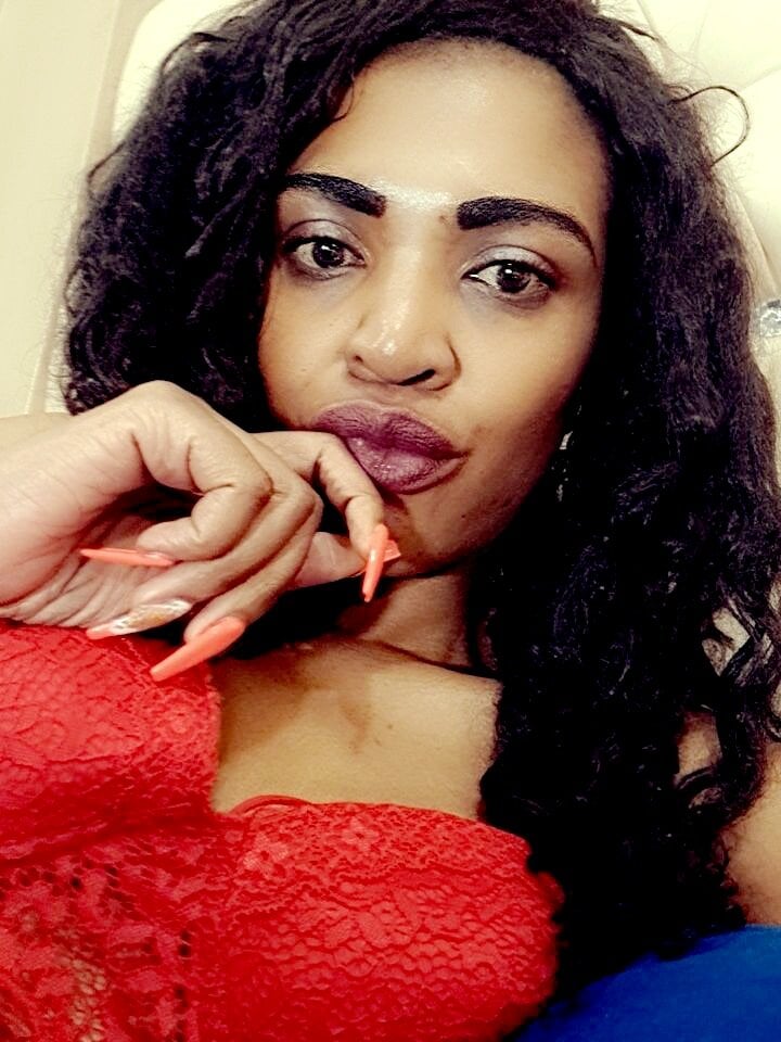 SpicyQueenxxxx's chat room