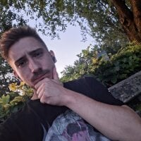 LittleLargeDick's webcam live show