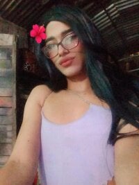 Aliice_james webcam thumbnail