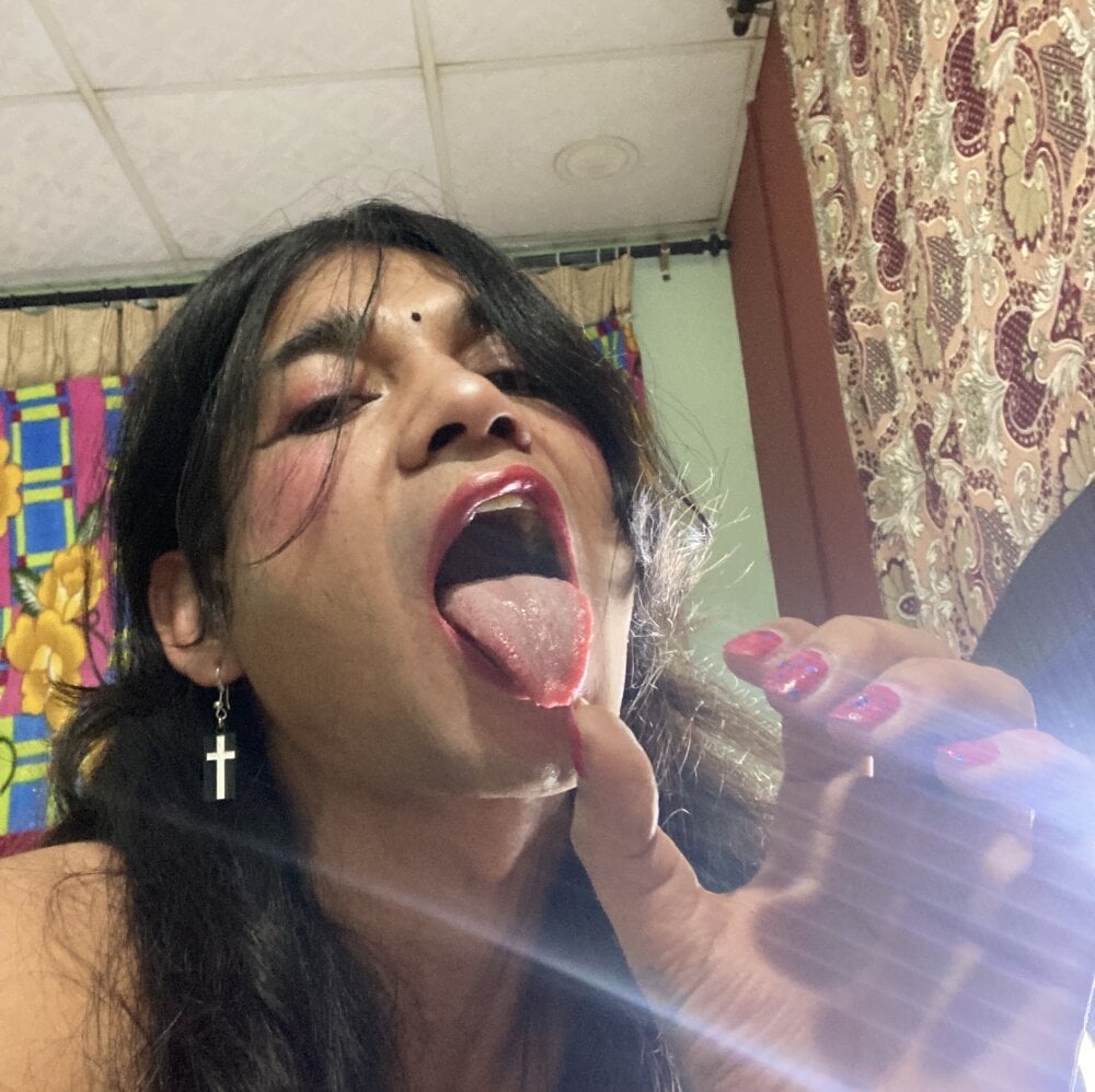 SilverXxXcherry profile