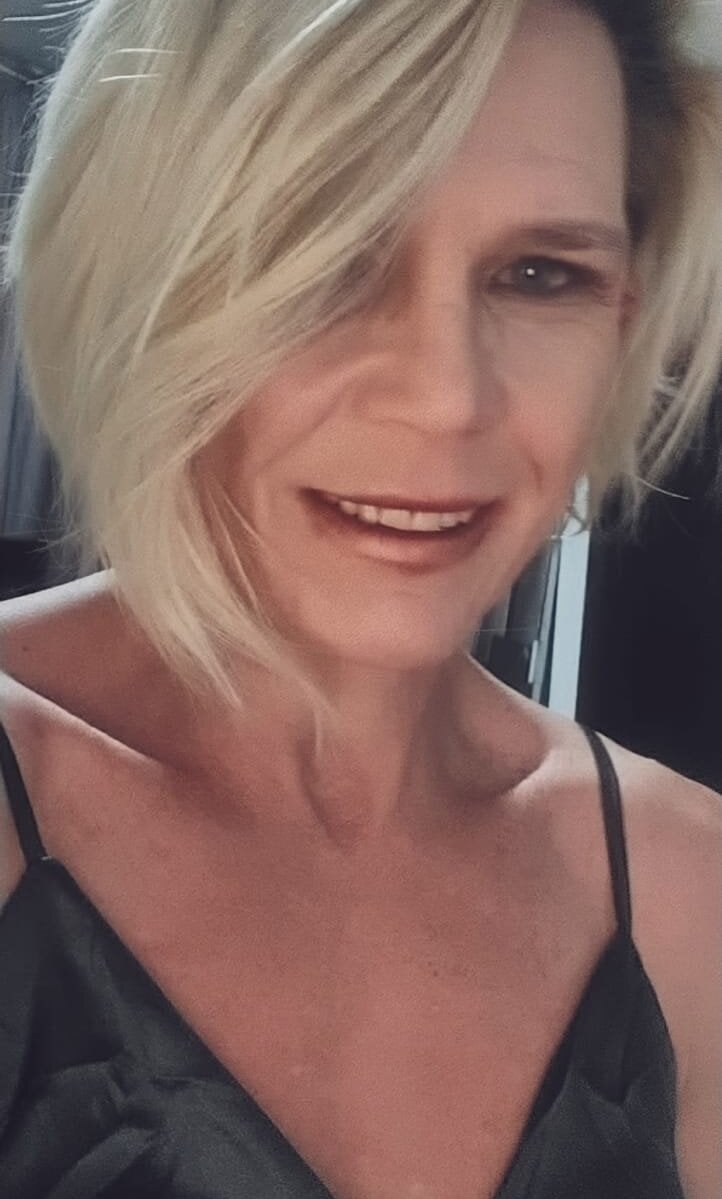 DonnaWinner77's Offline XXX Chat