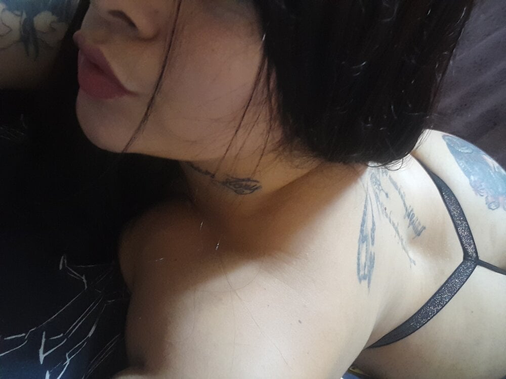 tattooedwhitegirl00 profile