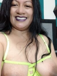 SaharaJohson's webcam live show